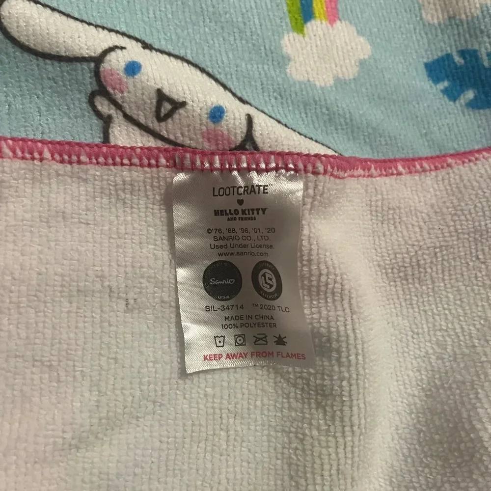 Lootcrate x Sanrio Beach Towel